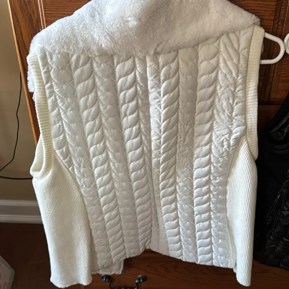 Ruby Rd. vest - Picture 3 of 3